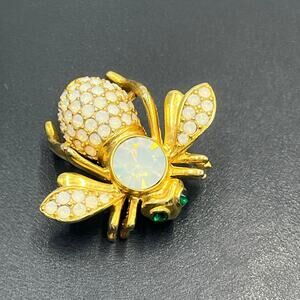 Joan Rivers Vintage October Opal Birthstone Bumble Bee Green Eye Pin‎ Brooch